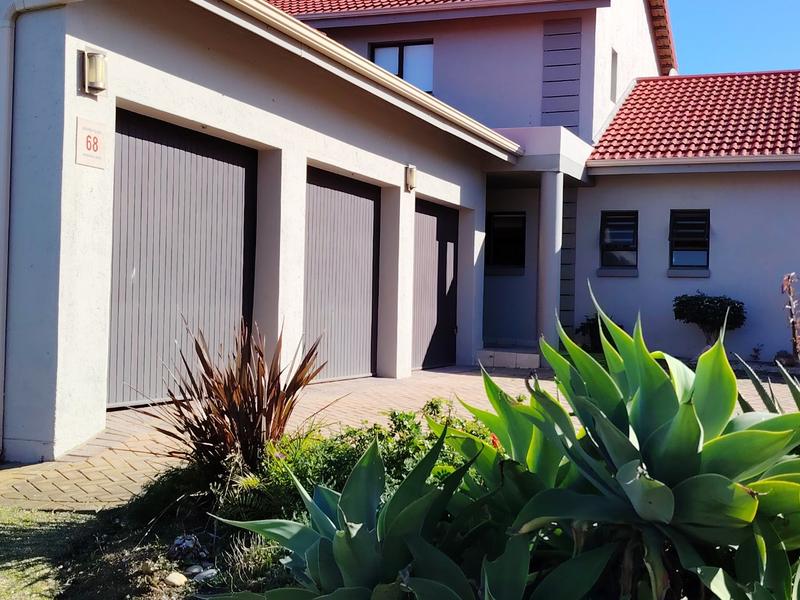 5 Bedroom Property for Sale in Mossel Bay Golf Estate Western Cape